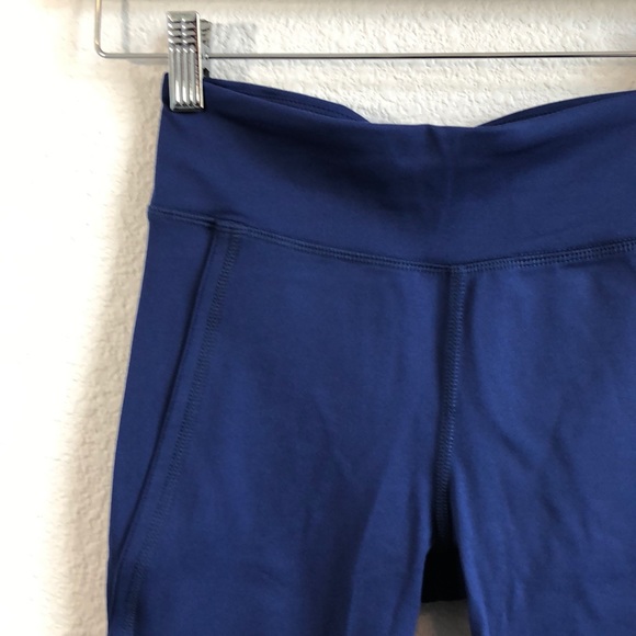 NEW! FP MOVEMENT infinity leggings - Picture 8 of 11